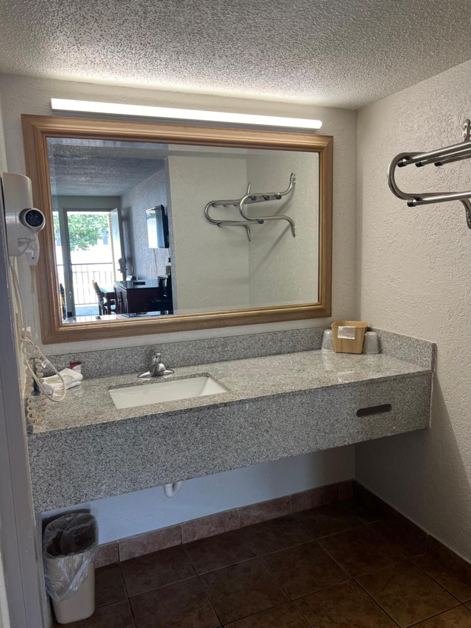 American Inn Columbia Luaran gambar